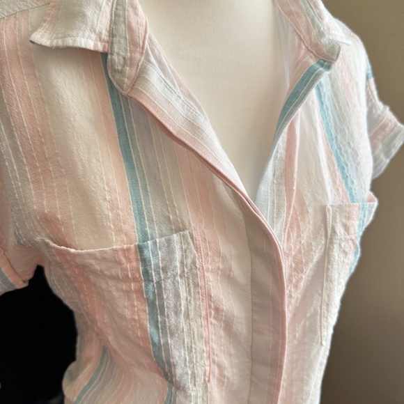 Anthropologie | Cloth & Stone Liya Pastel Striped Tie Front top size XS - Picture 3 of 12